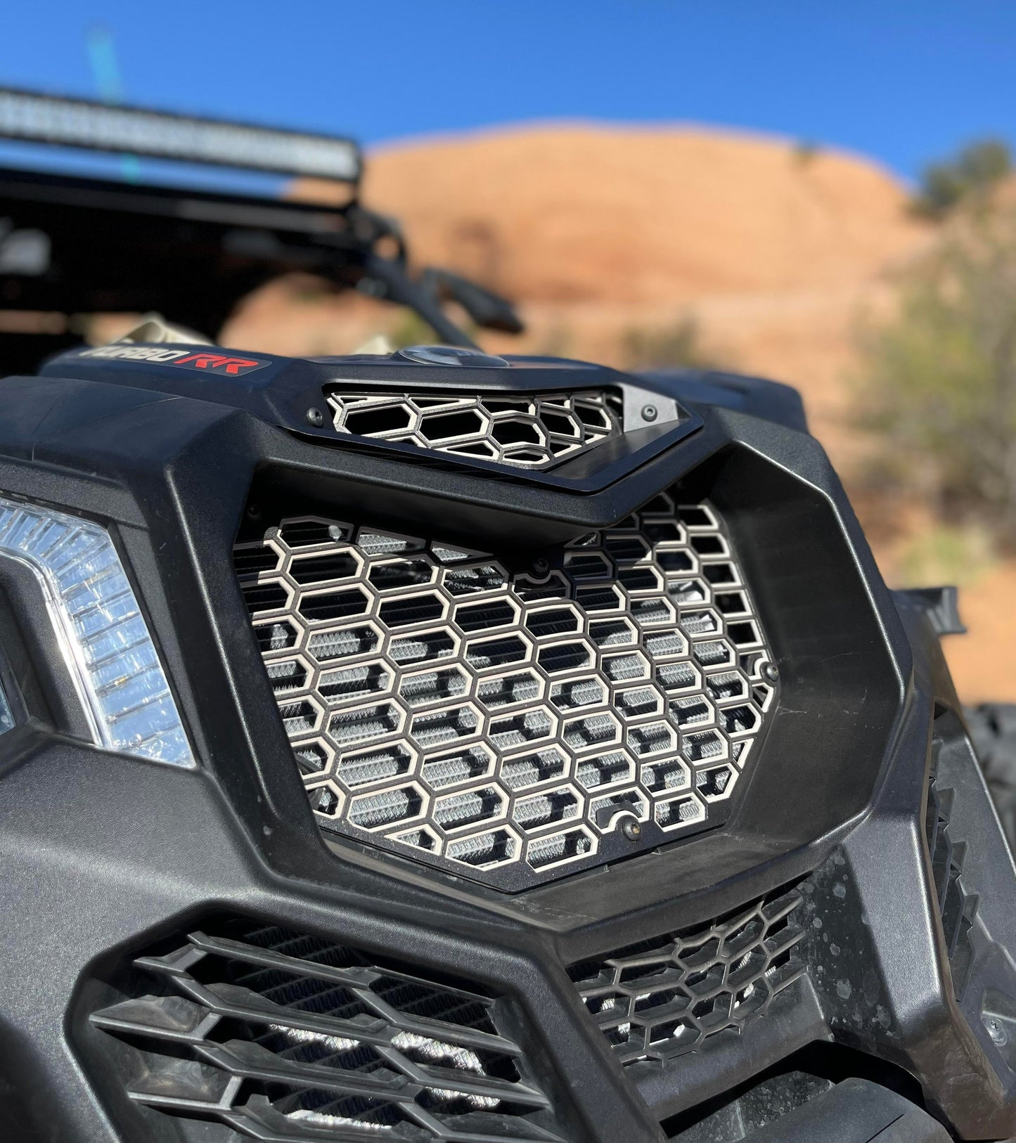 Can-Am Luxury Grille Insert with optional Hood Scoop Insert